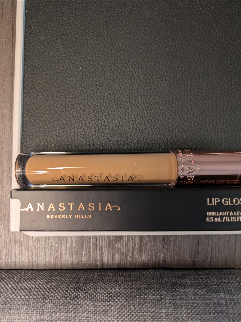 Anastasia Beverly Hills Lip Gloss - Butterscotch - Picture 3 of 3